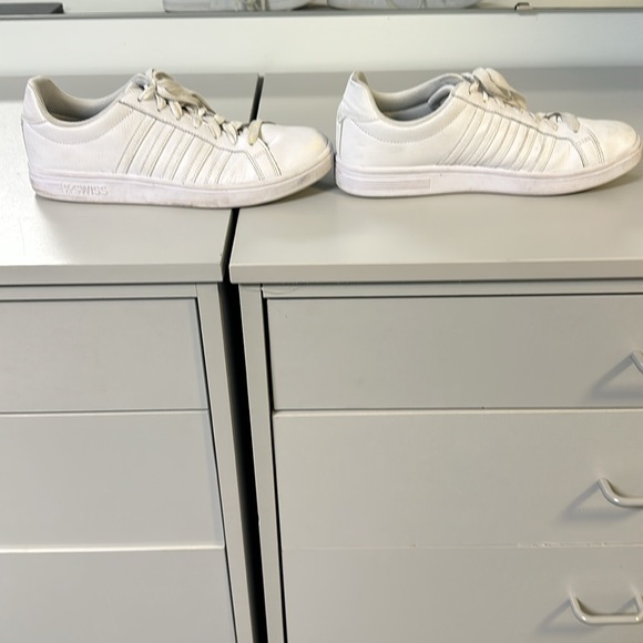 white kswiss shoes - Picture 3 of 5